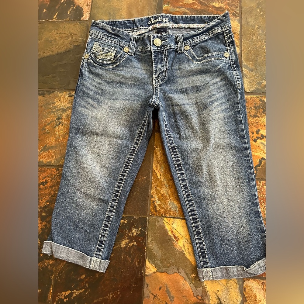 Amethyst brand capri jeans size 7